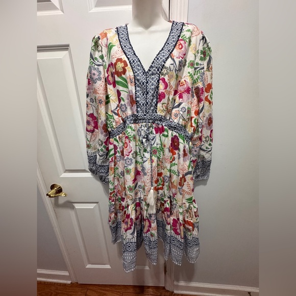 Kaktus Dresses & Skirts - Kaktus Cream Long Sleeve Sundress with V-Neck size xl